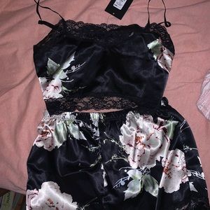 Brand new satin set